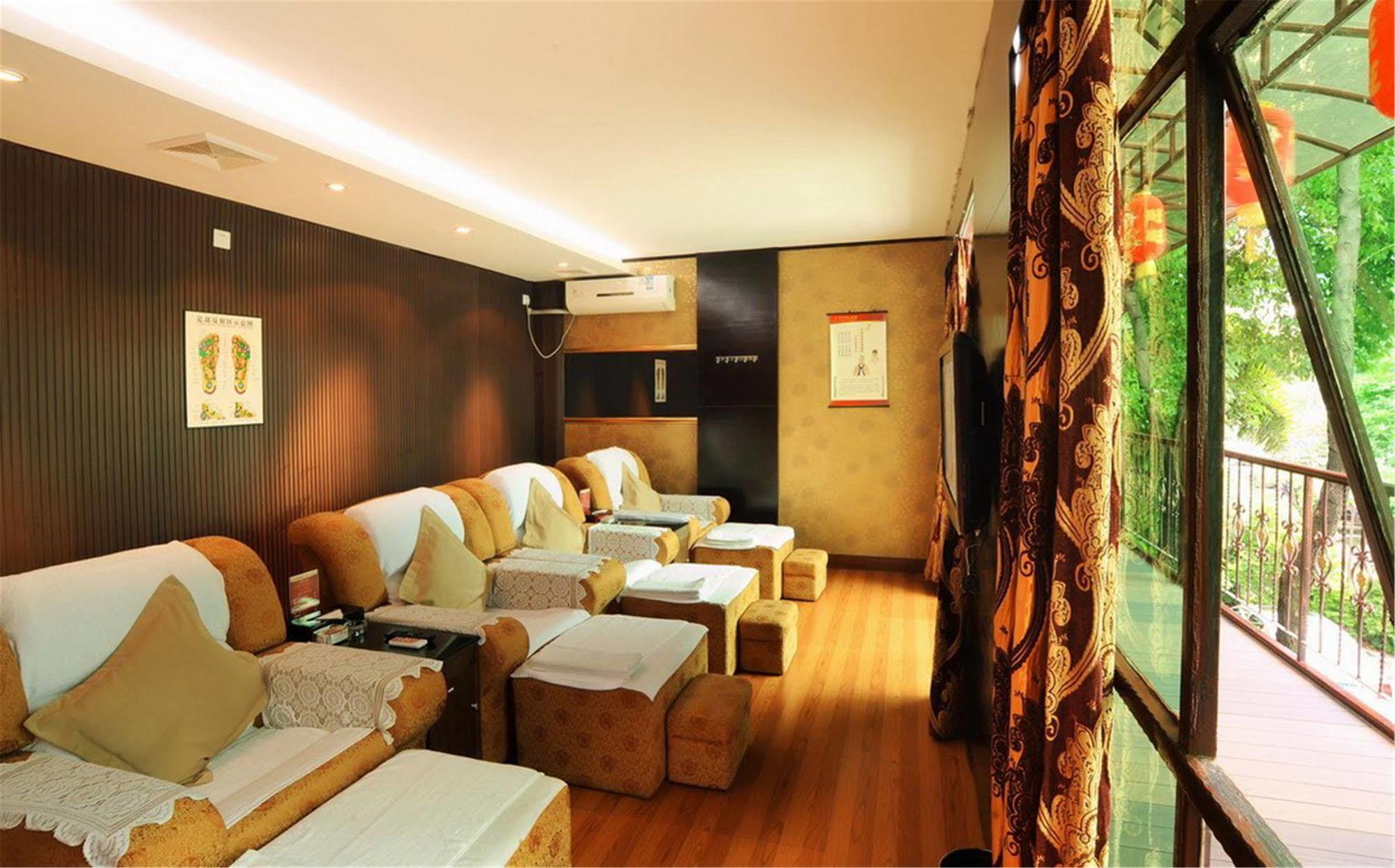 Wa King Town Hotel Guangzhou Exterior photo